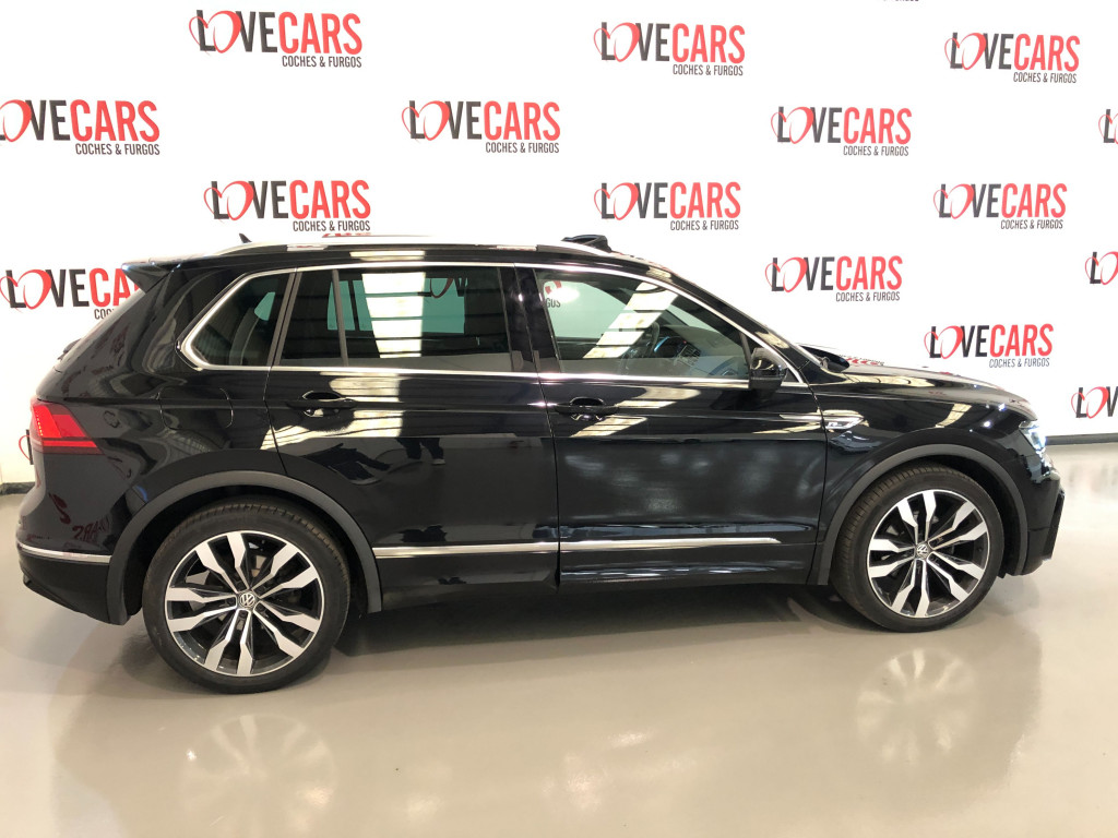 VOLKSWAGEN TIGUAN 2.0 TDI DGS 4MOTION R-LINE CARAT 150CV de segunda mano