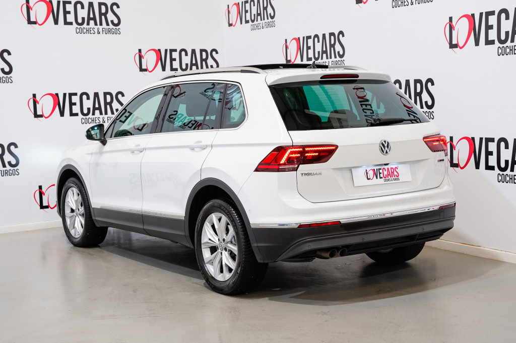 VOLKSWAGEN TIGUAN 2.0 TDI DSG 4 MOTION SPORT 150 TECHO de segunda mano