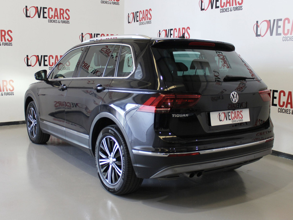 VOLKSWAGEN TIGUAN 2.0 TDI DSG-7 CARAT 150 de segunda mano