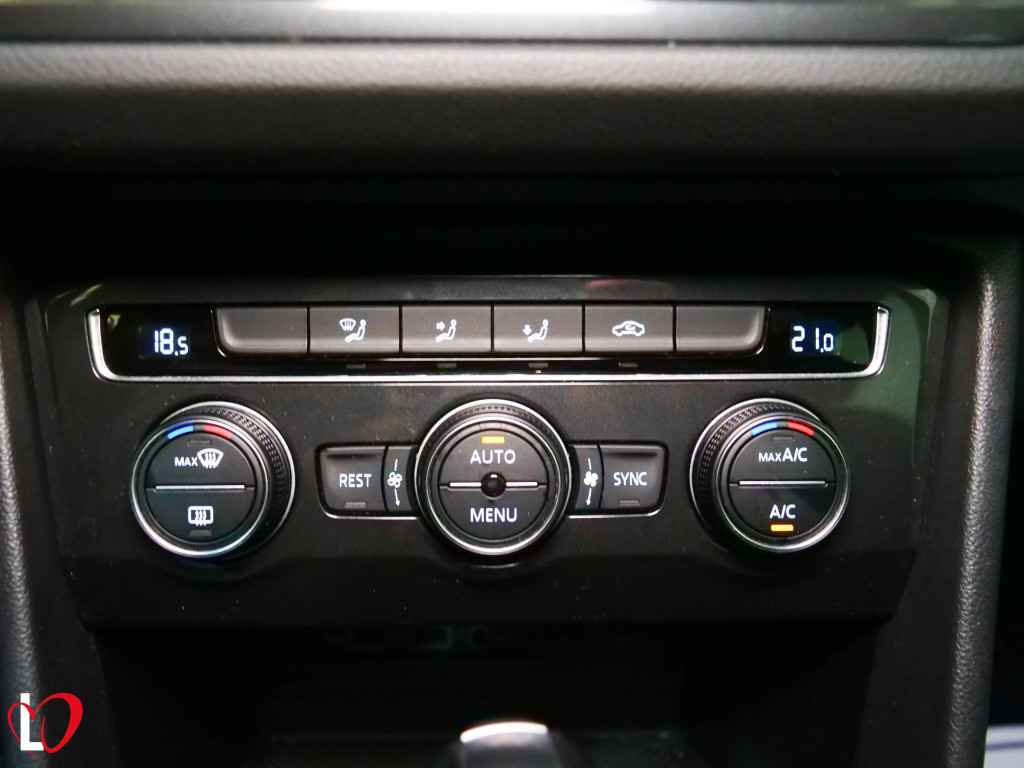 VOLKSWAGEN TIGUAN 2.0 TDI DSG 7 SPORT 150 de segunda mano