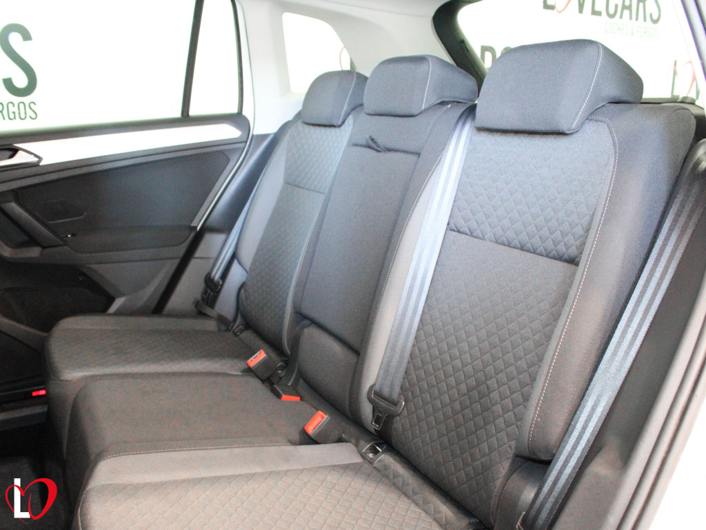 VOLKSWAGEN TIGUAN 2.0 TDI DSG ADVANCE R-LINE 150 de segunda mano