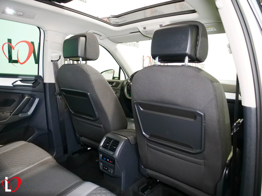 VOLKSWAGEN TIGUAN 2.0 TDI DSG ADVANCE TECHO 150 de segunda mano