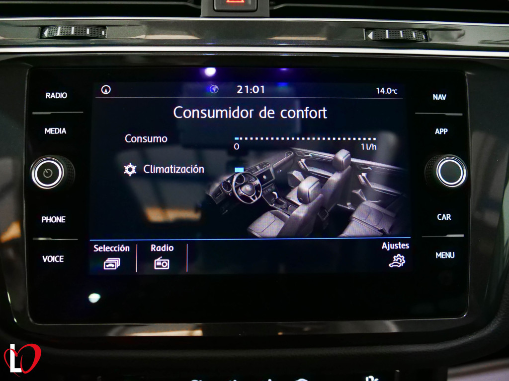VOLKSWAGEN TIGUAN 2.0 TDI DSG ADVANCE TECHO 150 de segunda mano