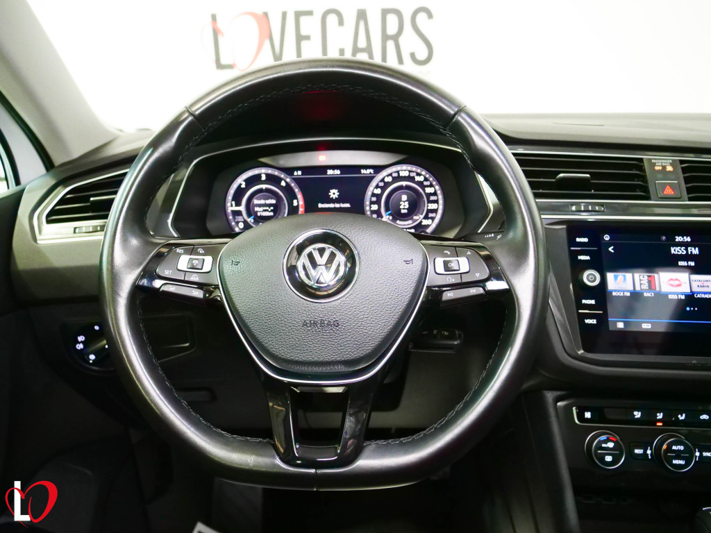 VOLKSWAGEN TIGUAN 2.0 TDI DSG ADVANCE TECHO 150 de segunda mano