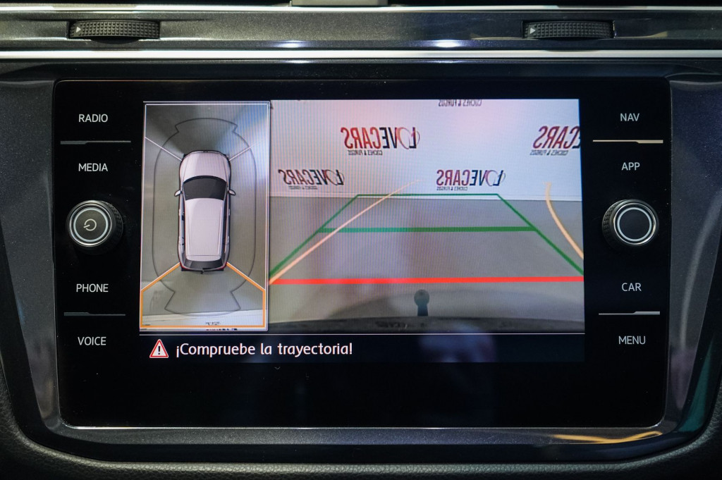 VOLKSWAGEN TIGUAN 2.0 TDI DSG R-LINE 150 de segunda mano