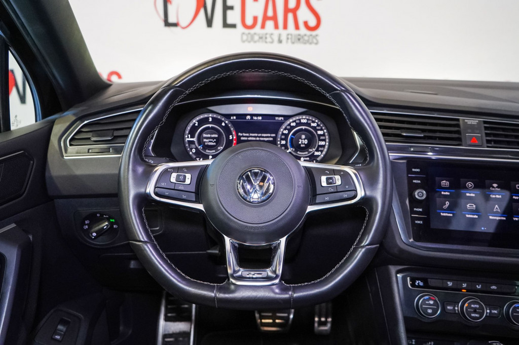 VOLKSWAGEN TIGUAN 2.0 TDI DSG R-LINE 150 de segunda mano