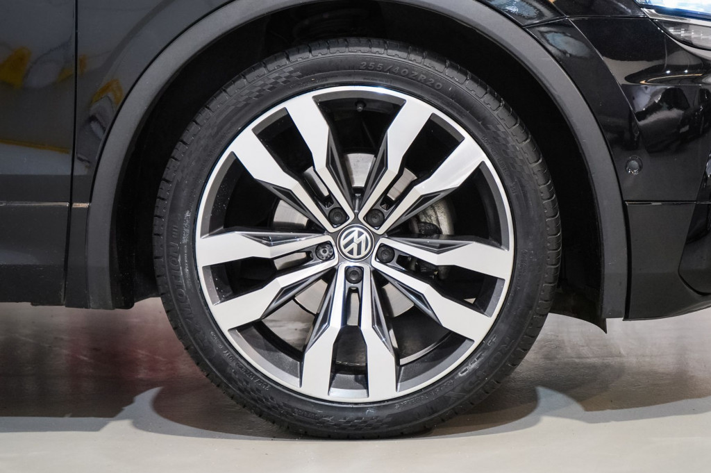 VOLKSWAGEN TIGUAN 2.0 TDI DSG R-LINE 150 de segunda mano