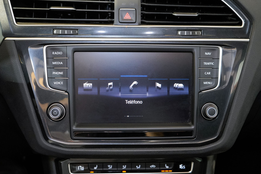 VOLKSWAGEN TIGUAN 2.0 TDI DSG R-LINE 4 MOTION 190 de segunda mano