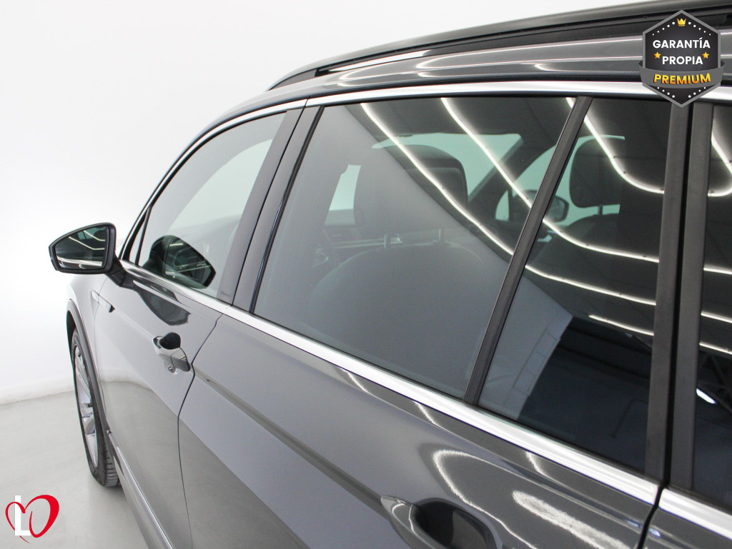 VOLKSWAGEN TIGUAN 2.0 TDI DSG R-LINE TECHO 150 de segunda mano