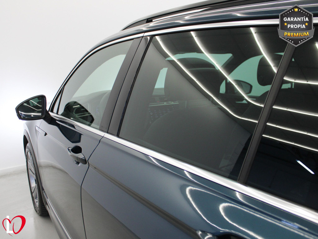 VOLKSWAGEN TIGUAN 2.0 TDI DSG R-LINE TECHO 150 de segunda mano