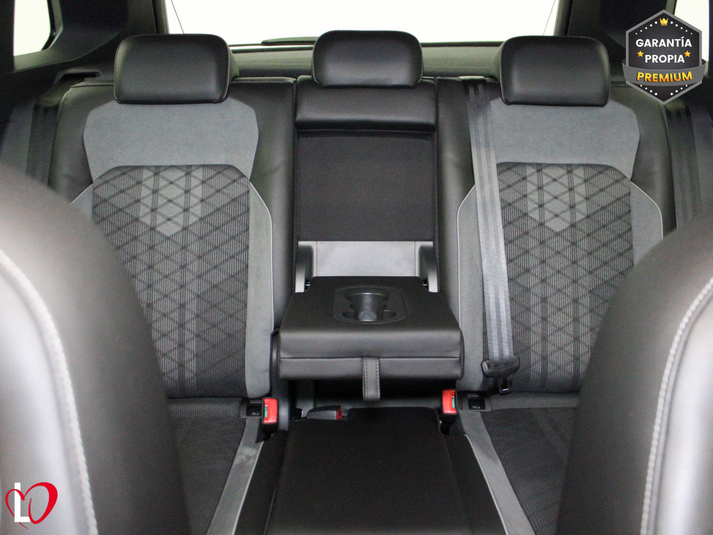 VOLKSWAGEN TIGUAN 2.0 TDI DSG R-LINE TECHO 150 de segunda mano