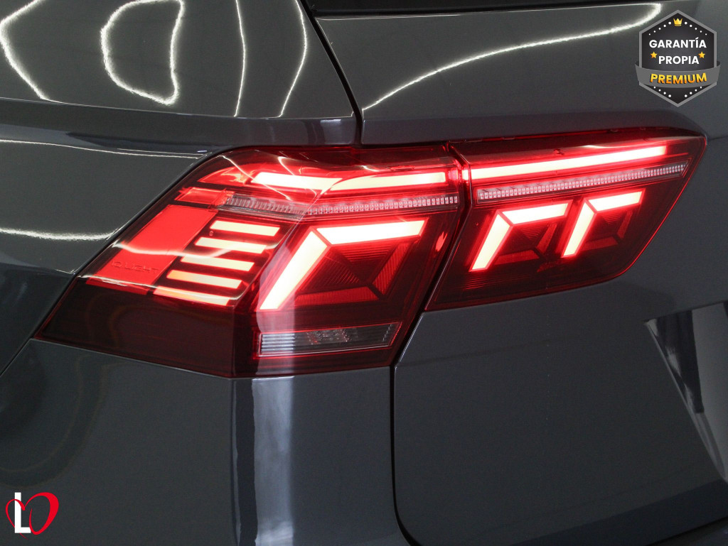 VOLKSWAGEN TIGUAN 2.0 TDI DSG R-LINE TECHO 150 de segunda mano