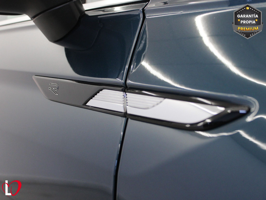 VOLKSWAGEN TIGUAN 2.0 TDI DSG R-LINE TECHO 150 de segunda mano