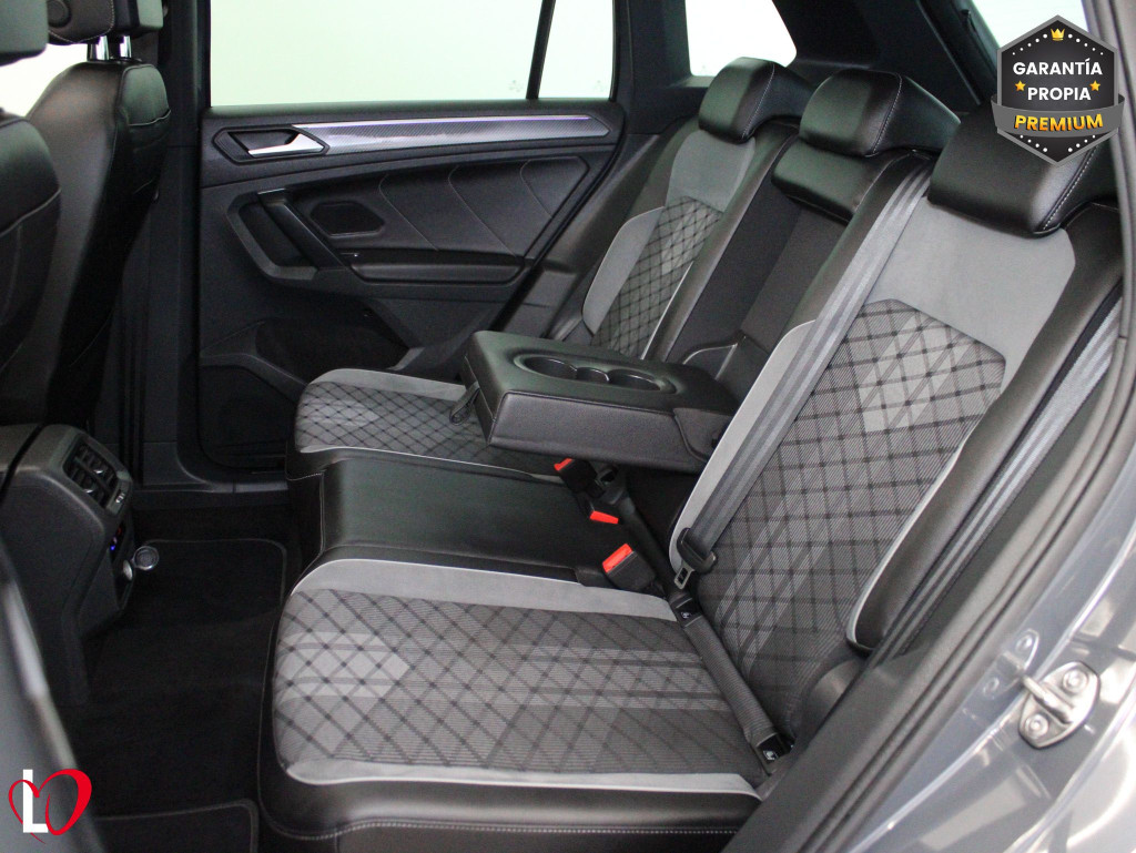 VOLKSWAGEN TIGUAN 2.0 TDI DSG R-LINE TECHO 150 de segunda mano