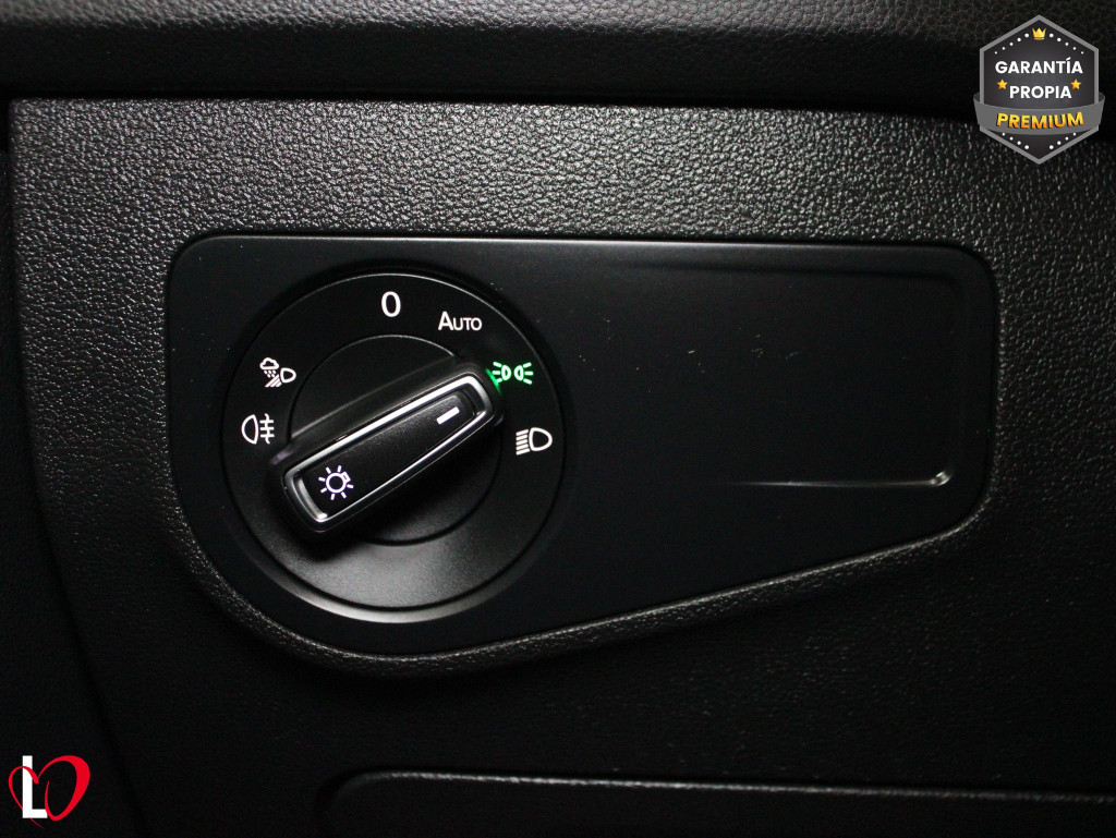 VOLKSWAGEN TIGUAN 2.0 TDI DSG R-LINE TECHO 150 de segunda mano