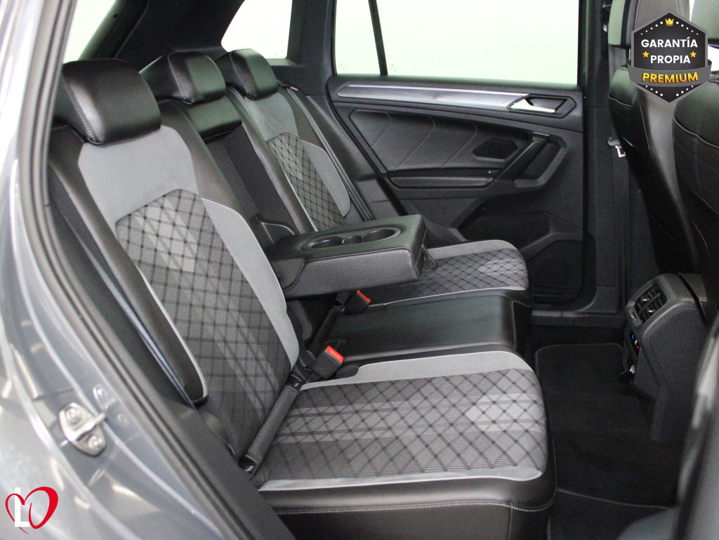 VOLKSWAGEN TIGUAN 2.0 TDI DSG R-LINE TECHO 150 de segunda mano