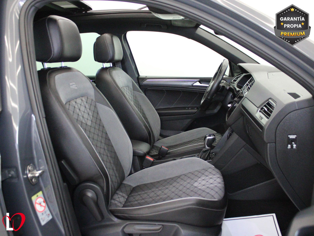 VOLKSWAGEN TIGUAN 2.0 TDI DSG R-LINE TECHO 150 de segunda mano
