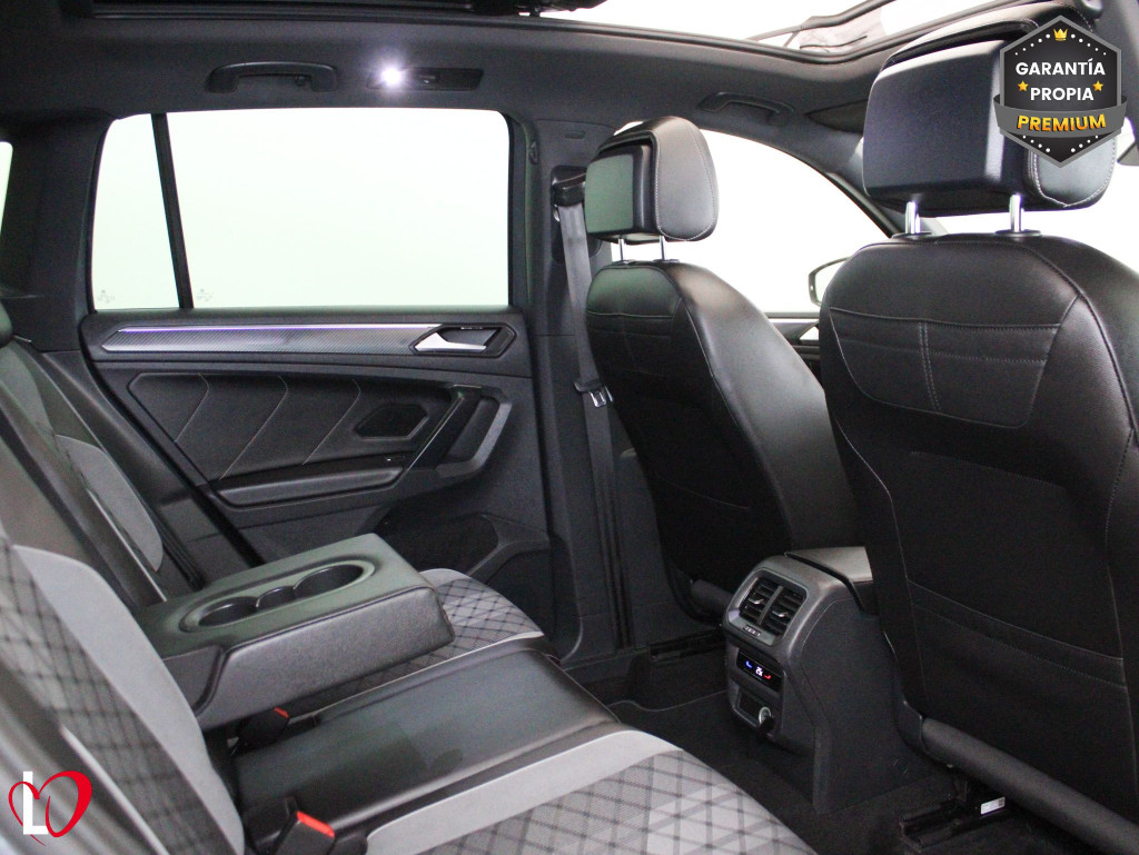 VOLKSWAGEN TIGUAN 2.0 TDI DSG R-LINE TECHO 150 de segunda mano