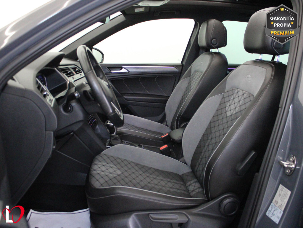VOLKSWAGEN TIGUAN 2.0 TDI DSG R-LINE TECHO 150 de segunda mano