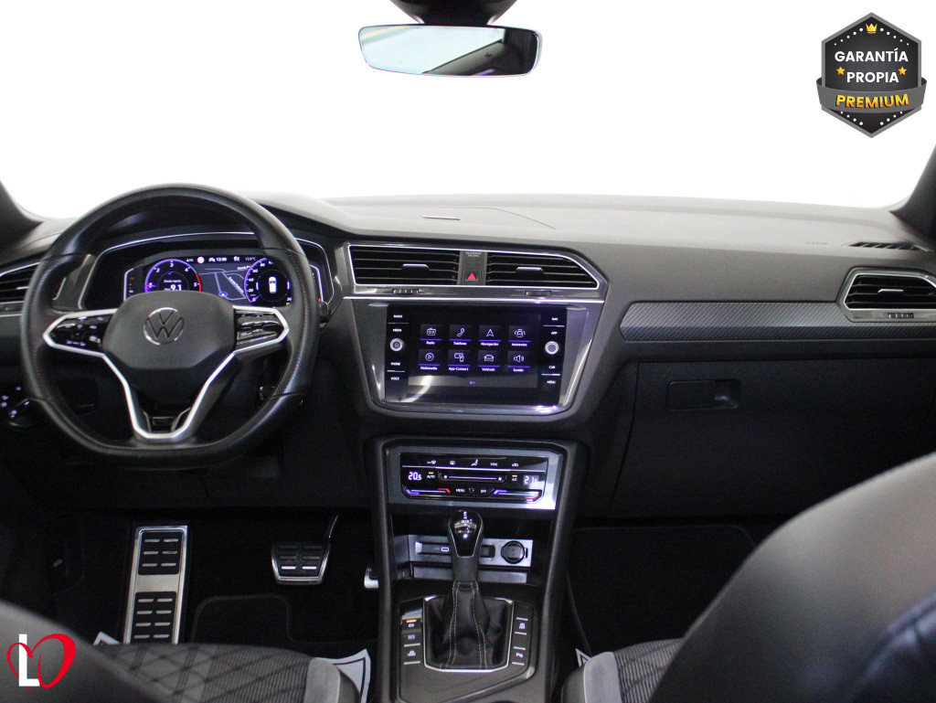 VOLKSWAGEN TIGUAN 2.0 TDI DSG R-LINE TECHO 150 de segunda mano
