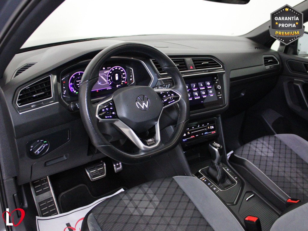 VOLKSWAGEN TIGUAN 2.0 TDI DSG R-LINE TECHO 150 de segunda mano