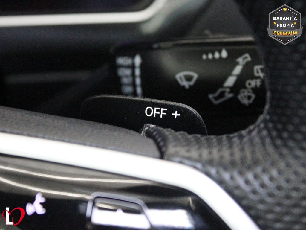 VOLKSWAGEN TIGUAN 2.0 TDI DSG R-LINE TECHO 150 de segunda mano