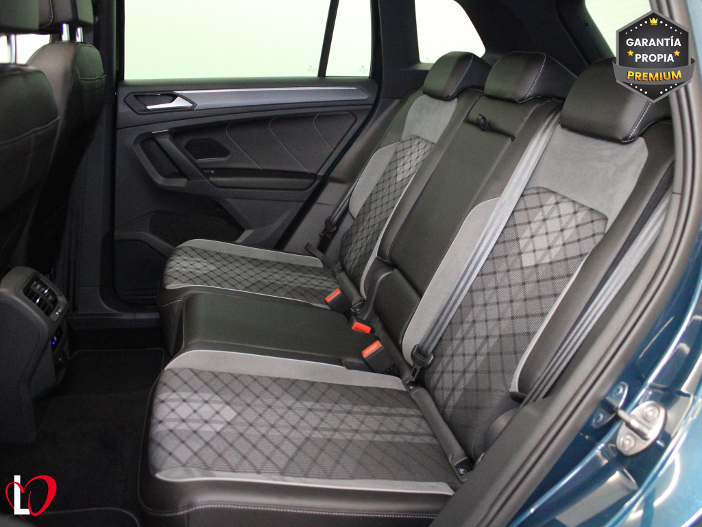 VOLKSWAGEN TIGUAN 2.0 TDI DSG R-LINE TECHO 150 de segunda mano