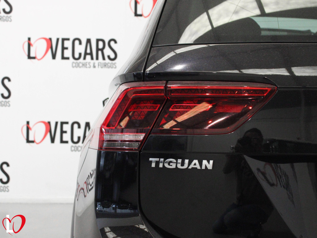 VOLKSWAGEN TIGUAN 2.0 TDI DSG R LINE TECHO 150 de segunda mano