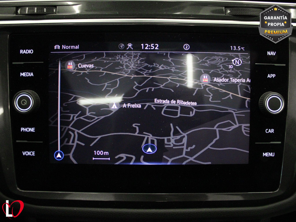 VOLKSWAGEN TIGUAN 2.0 TDI DSG R-LINE TECHO 150 de segunda mano