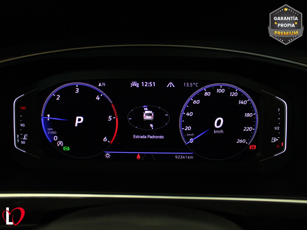 VOLKSWAGEN TIGUAN 2.0 TDI DSG R-LINE TECHO 150 de segunda mano