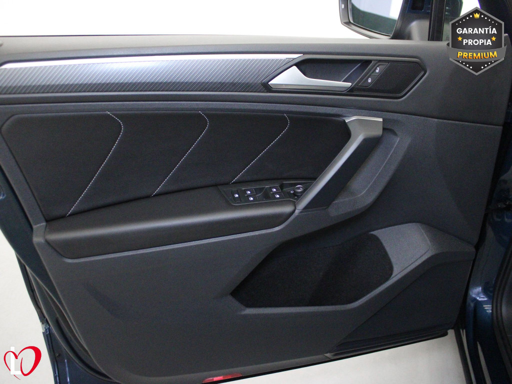 VOLKSWAGEN TIGUAN 2.0 TDI DSG R-LINE TECHO 150 de segunda mano