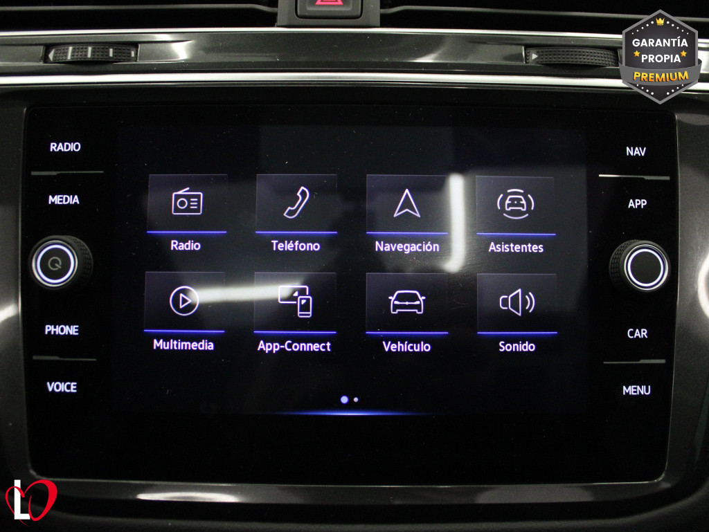 VOLKSWAGEN TIGUAN 2.0 TDI DSG R-LINE TECHO 150 de segunda mano