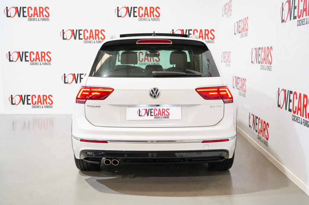 VOLKSWAGEN TIGUAN 2.0 TDI DSG R-LINE TECHO de segunda mano