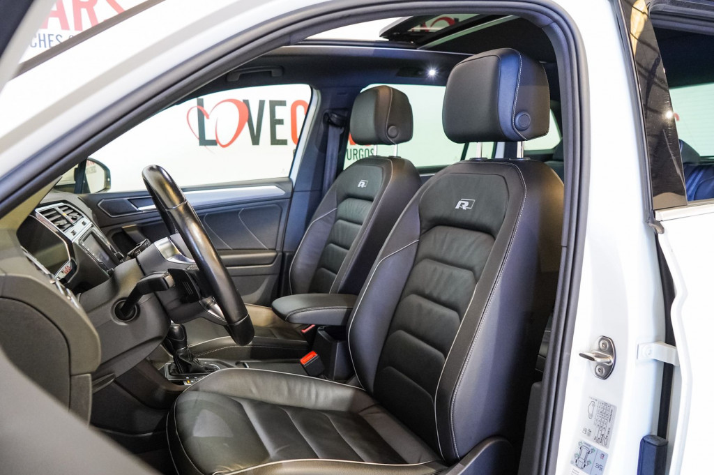 VOLKSWAGEN TIGUAN 2.0 TDI DSG R-LINE TECHO de segunda mano