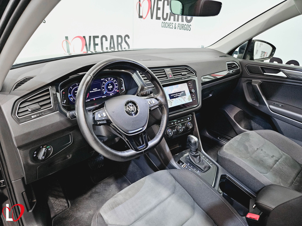 VOLKSWAGEN TIGUAN 2.0 TDI DSG SPORT TECHO 150 de segunda mano