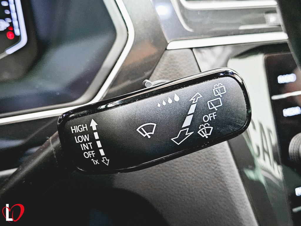 VOLKSWAGEN TIGUAN 2.0 TDI DSG SPORT TECHO 150 de segunda mano