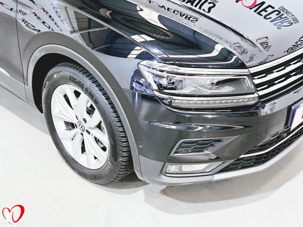 VOLKSWAGEN TIGUAN 2.0 TDI DSG SPORT TECHO 150 de segunda mano