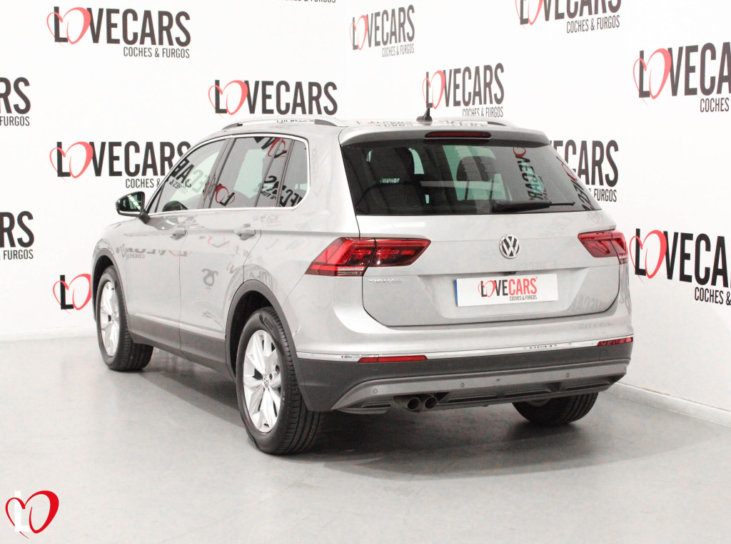 VOLKSWAGEN TIGUAN 2.0 TDI DSG SPORT TECHO 150 de segunda mano