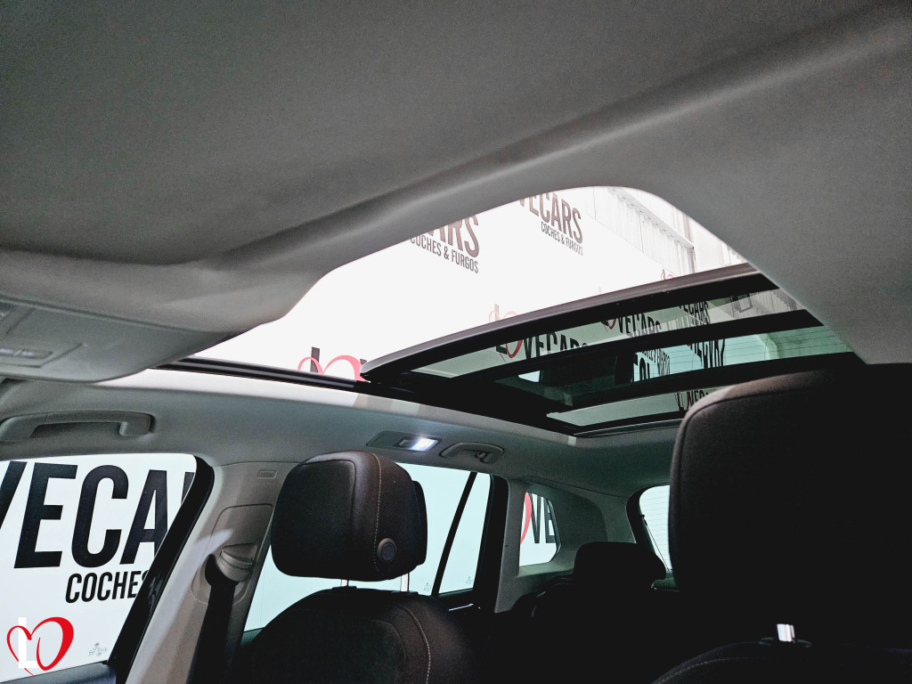 VOLKSWAGEN TIGUAN 2.0 TDI DSG SPORT TECHO 150 de segunda mano