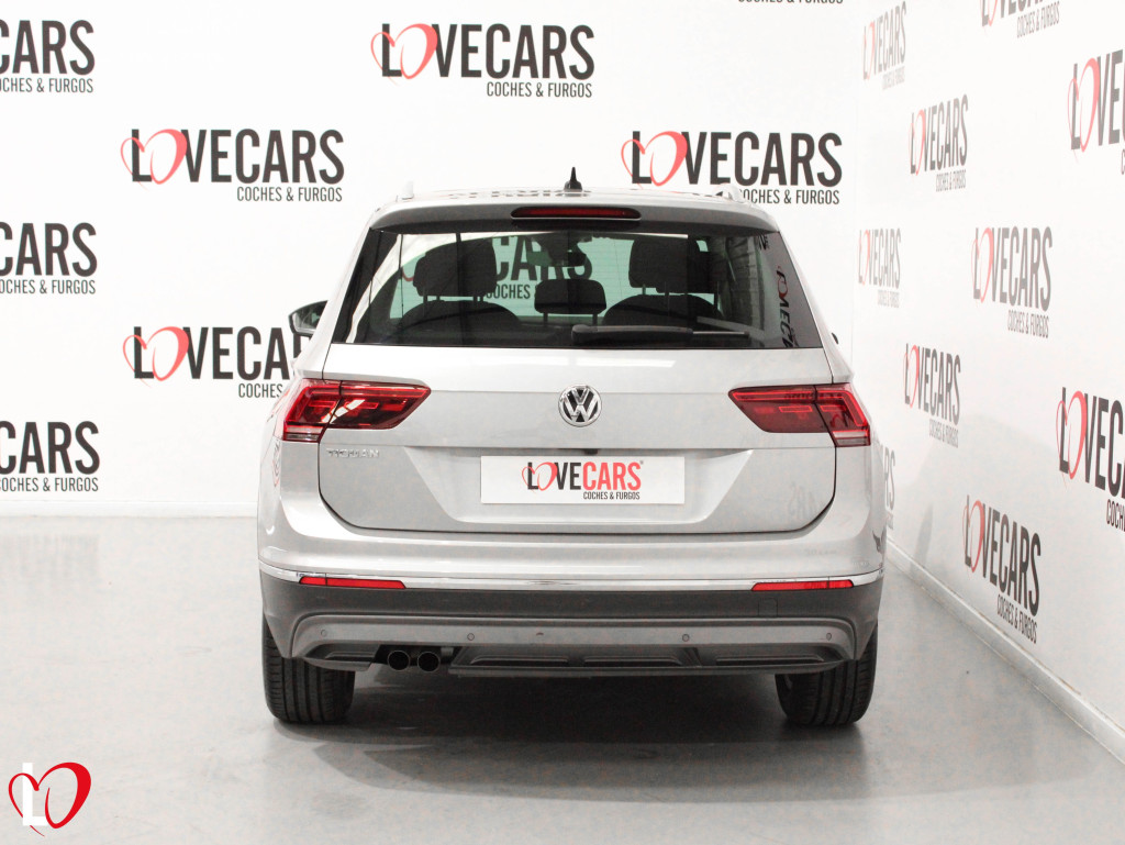 VOLKSWAGEN TIGUAN 2.0 TDI DSG SPORT TECHO 150 de segunda mano