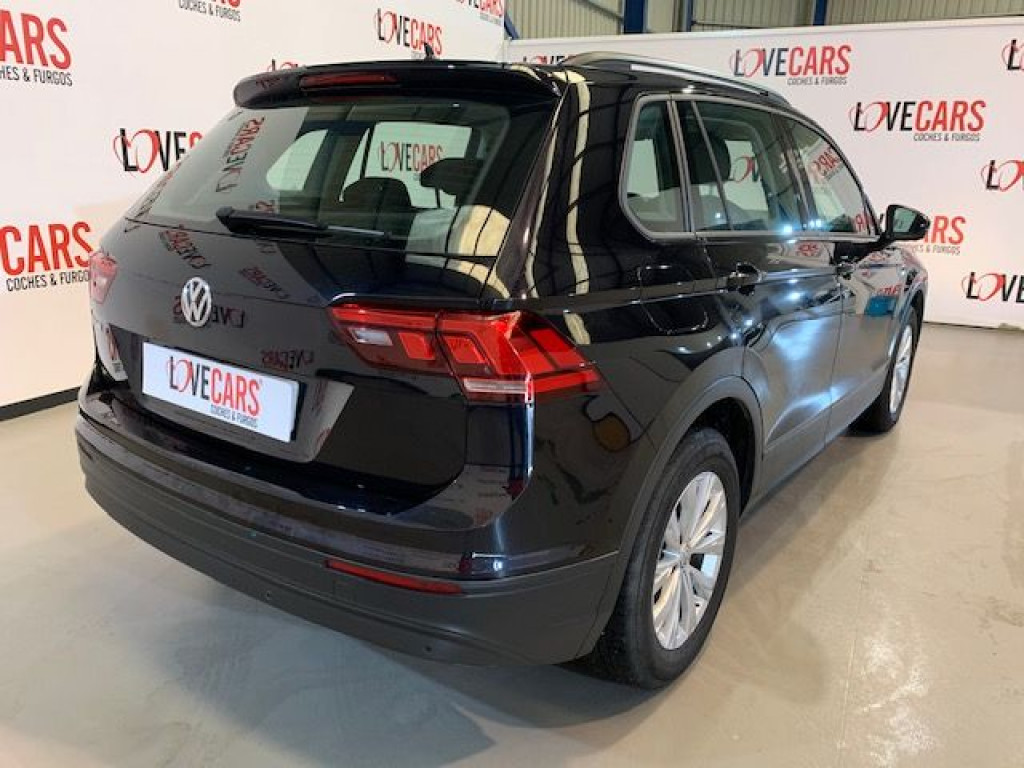 VOLKSWAGEN TIGUAN 2.0 TDI EDITION 115CV de segunda mano