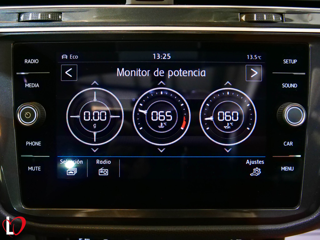 VOLKSWAGEN TIGUAN 2.0 TDI HIGHLINE 4MOTION TECHO 240 de segunda mano