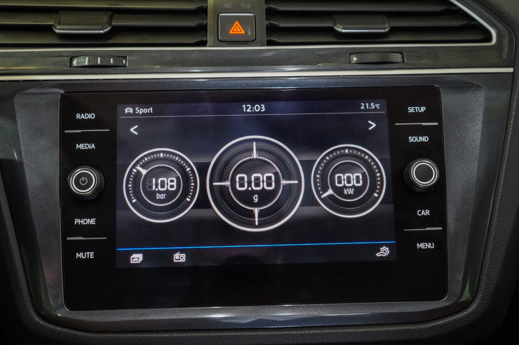 VOLKSWAGEN TIGUAN 2.0 TDI HIGHLINE 4MOTION TECHO 240 de segunda mano