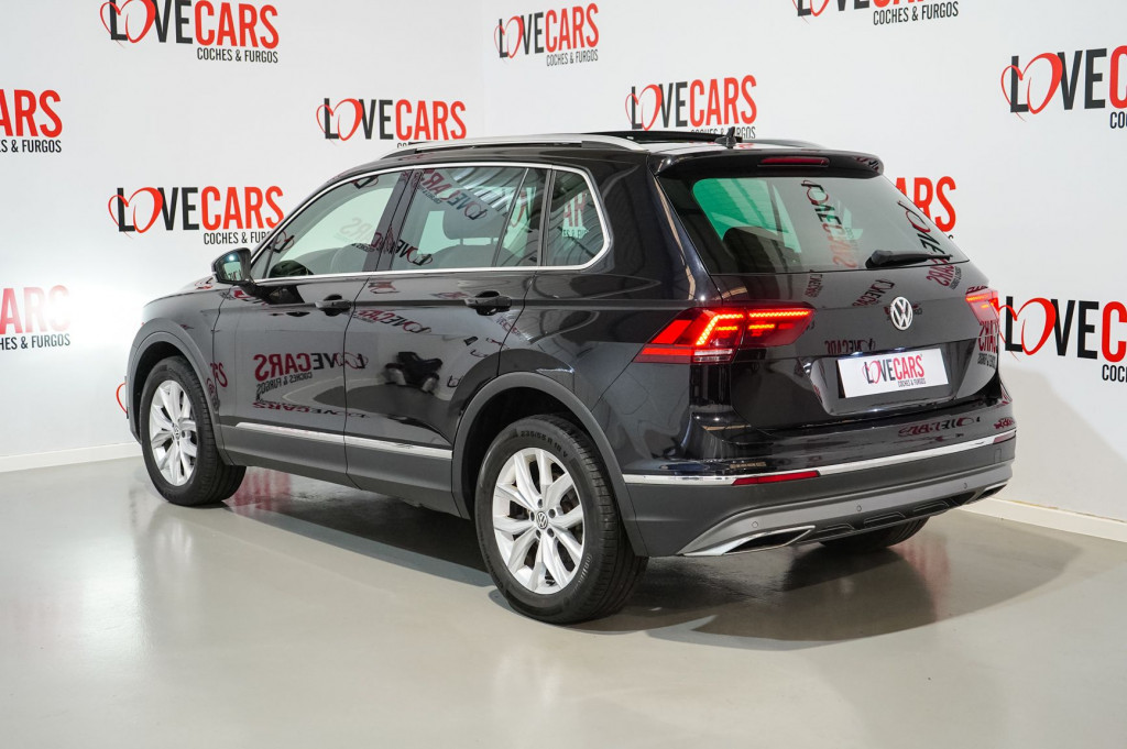 VOLKSWAGEN TIGUAN 2.0 TDI HIGHLINE 4MOTION TECHO 240 de segunda mano