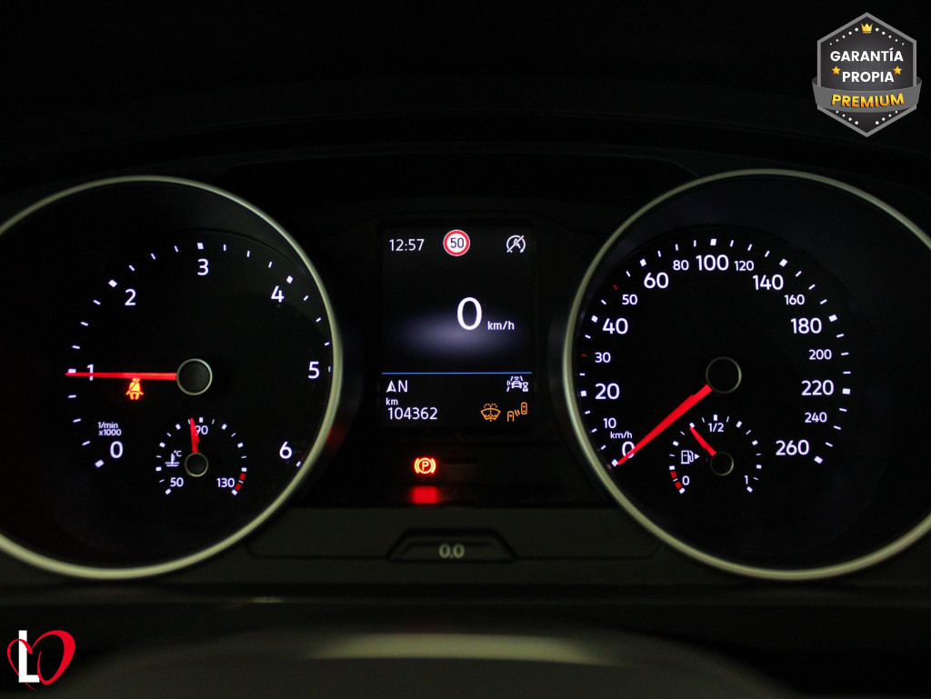 VOLKSWAGEN TIGUAN 2.0 TDI LIFE 6 VEL 150 de segunda mano