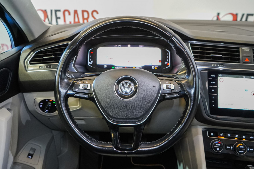 VOLKSWAGEN TIGUAN ALLSPACE 2.0 TDI DSG  7 CARAT TECHO 150 de segunda mano
