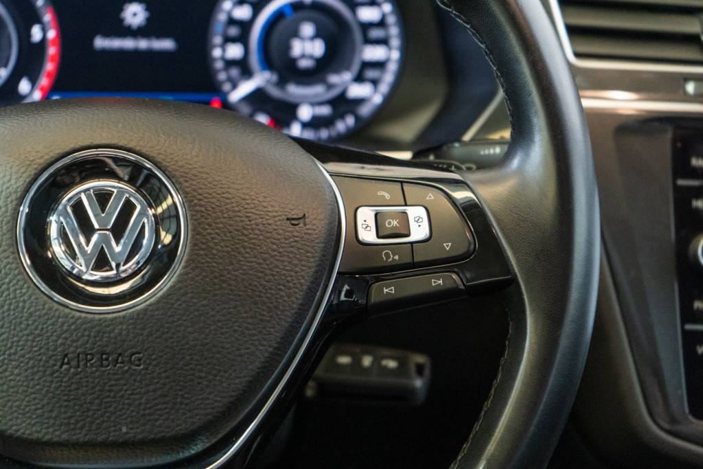 VOLKSWAGEN TIGUAN ALLSPACE 2.0 TDI DSG  7 PLAZAS 150 de segunda mano
