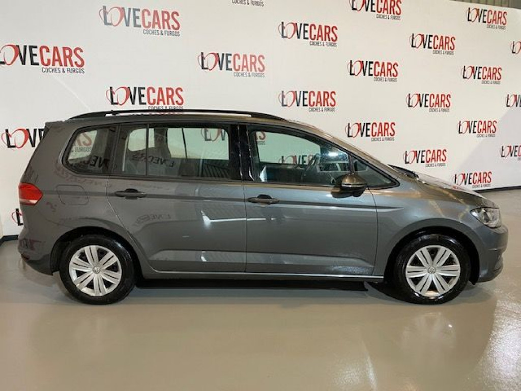 VOLKSWAGEN TOURAN 1.6 TDI AUTOM. TRENDLINE 115CV de segunda mano