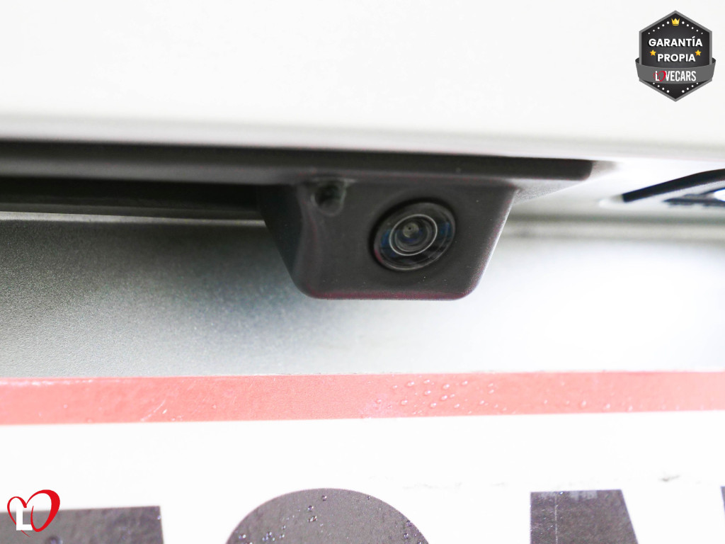 VOLKSWAGEN TOURAN 1.6 TDI BMT ADVANCE TECHO 115 de segunda mano