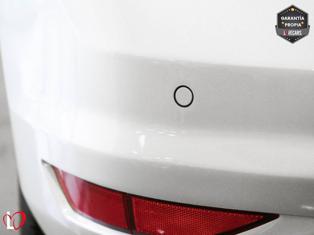 VOLKSWAGEN TOURAN 1.6 TDI BMT ADVANCE TECHO 115 de segunda mano